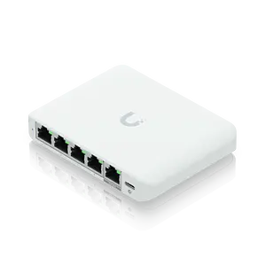 Compact, 5-port 2.5G switch 